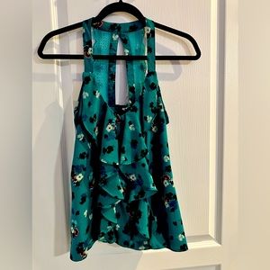 Lauren Conrad Adorable sleeveless blouse